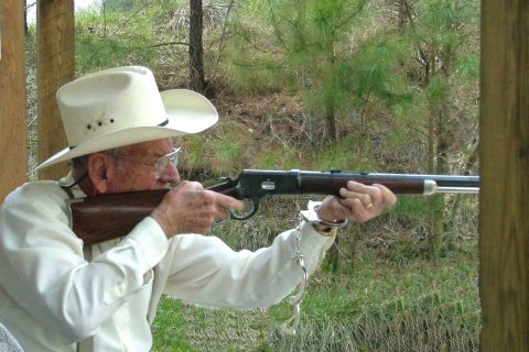 Colonel-Allison-shoots-rifle-3-27-04-PG-xzv