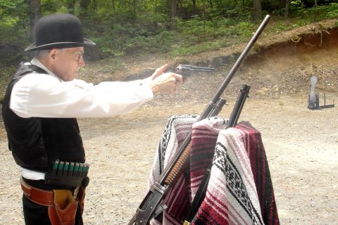 Rev-Adam-Jones-Shoots-B-5-08