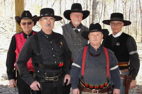 Guys-in-Black-3-08xv